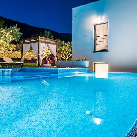 빌라 Dalmatian Oasis Luxury