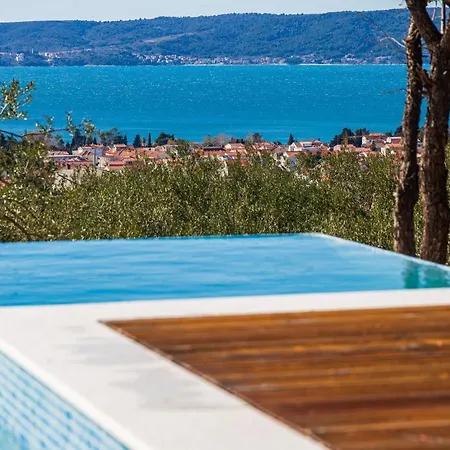 빌라 Dalmatian Oasis Luxury
