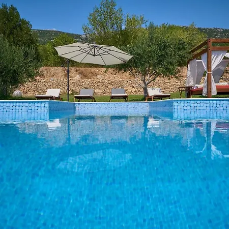 Dalmatian Oasis Luxury * Kastela