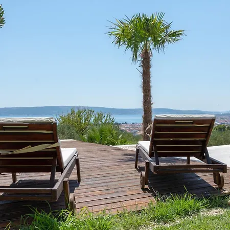 Dalmatian Oasis Luxury * Kastela