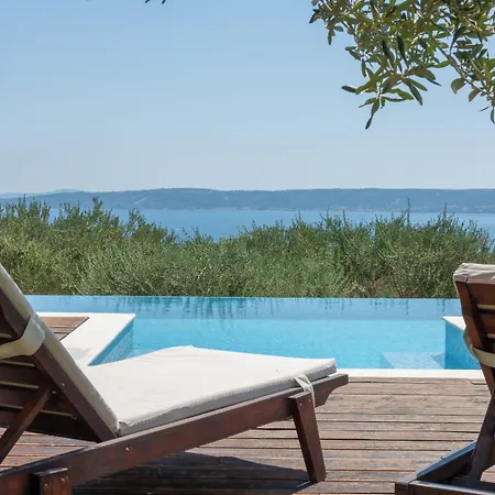 Вілла Dalmatian Oasis Luxury *
