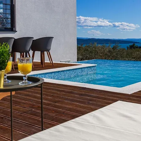 Dalmatian Oasis Luxury * Kaštela