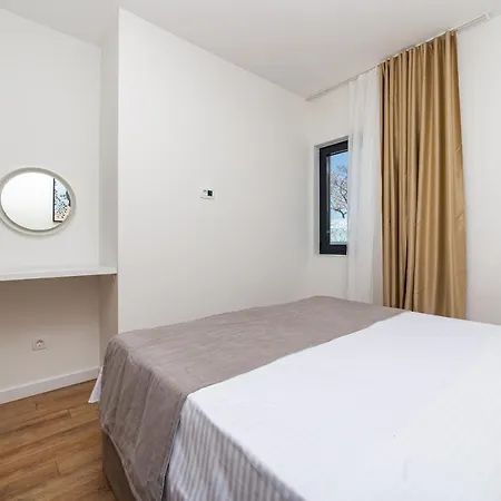 Villa Dalmatian Oasis Luxury Kastela
