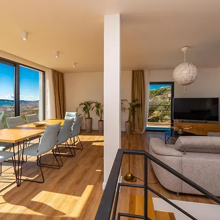 Dalmatian Oasis Luxury Villa *