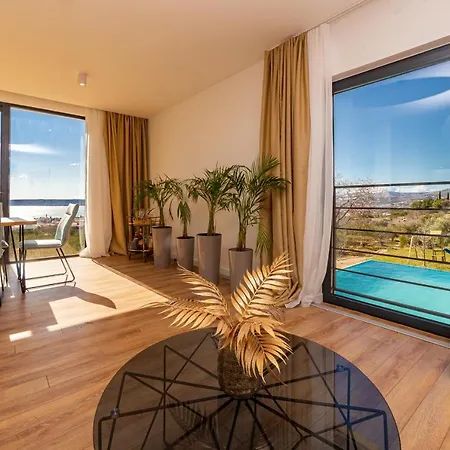 Dalmatian Oasis Luxury * Kastela